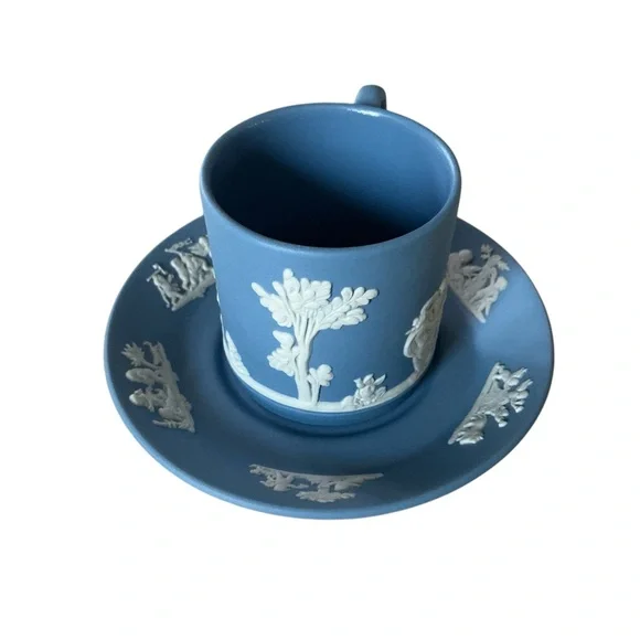 Wedgwood Jasperware Blue Cup and Saucer Set 4 of 6 - Picture 3 of 6